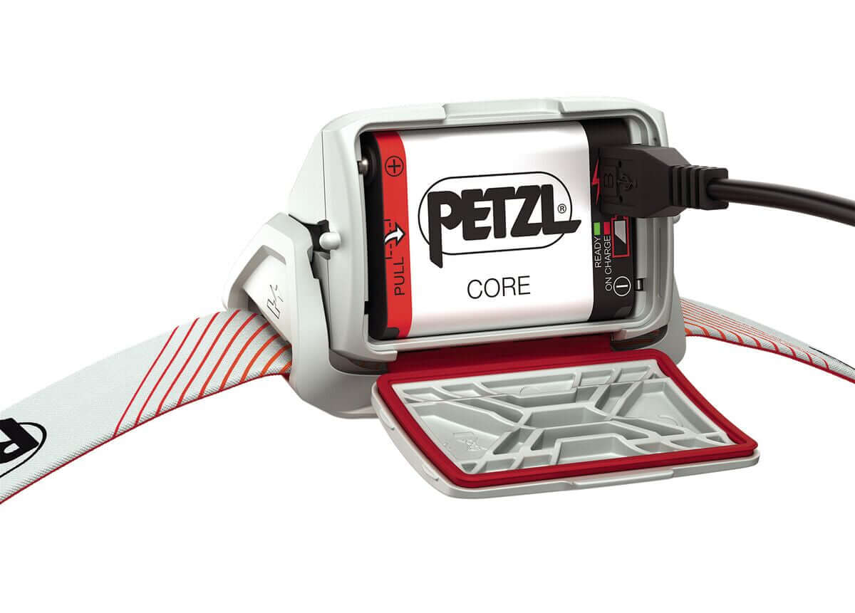 Petzl ACTIK Core Stirnlampe